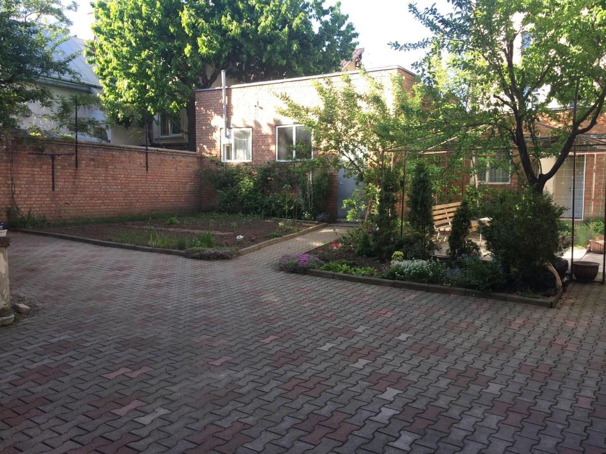 Апартаменты Alex & Черновцы-23